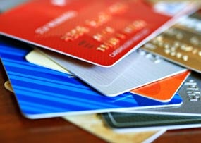 Credit Cards With Annual Fees: When They're Worth It