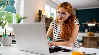 What Is the Average Credit Score by 18?